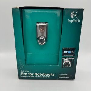 Logitech QuickCam Pro for Notebooks - Silver and Black